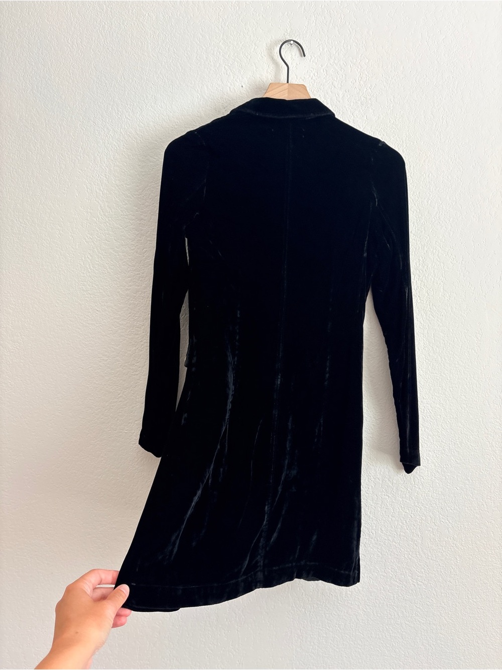Theodore Beverly Hills RARE Black Velvet Jacket - Picture 4 of 7